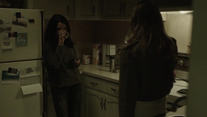 Ashley-Greene-dot-nl_Rogue-4x03LostHope0292.jpg