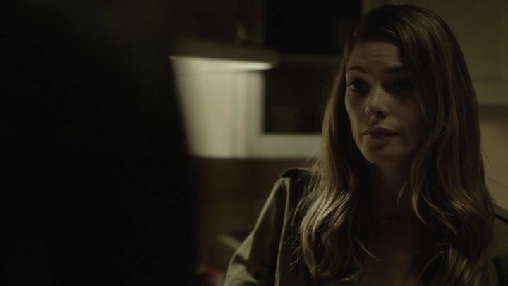 Ashley-Greene-dot-nl_Rogue-4x03LostHope0317.jpg