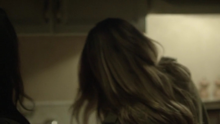 Ashley-Greene-dot-nl_Rogue-4x03LostHope0338.jpg