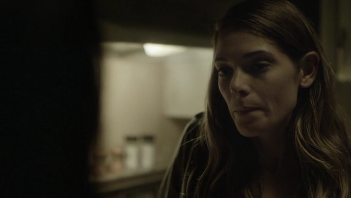 Ashley-Greene-dot-nl_Rogue-4x03LostHope0345.jpg