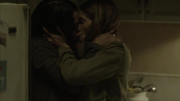 Ashley-Greene-dot-nl_Rogue-4x03LostHope0354.jpg