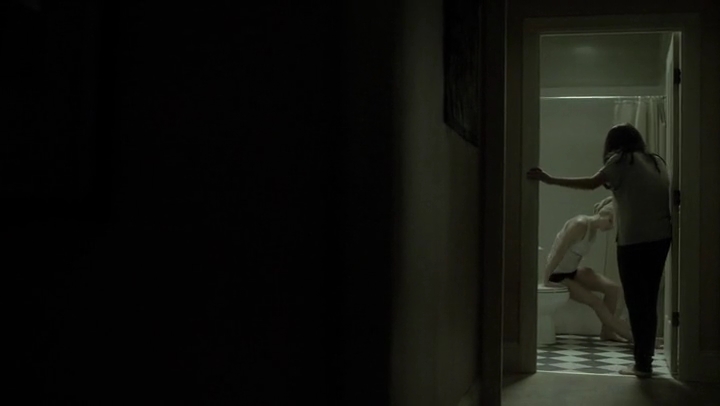 Ashley-Greene-dot-nl_Rogue-4x03LostHope0608.jpg