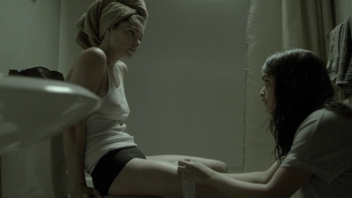 Ashley-Greene-dot-nl_Rogue-4x03LostHope0626.jpg Ashley-Greene-dot-nl_Rogue-4x03LostHope0626.jpg