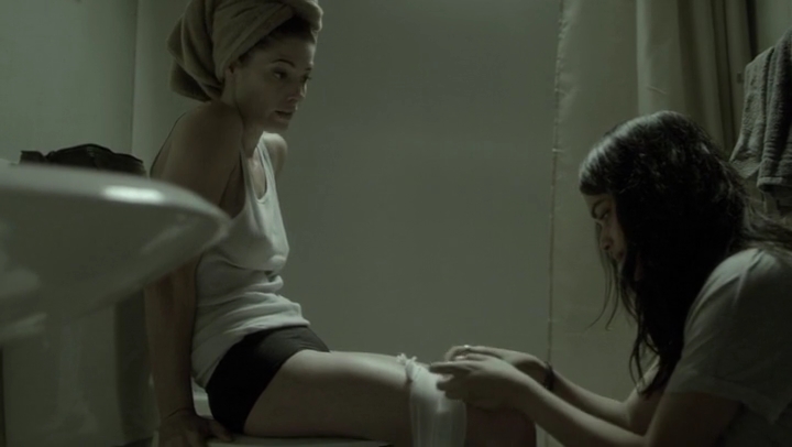 Ashley-Greene-dot-nl_Rogue-4x03LostHope0636.jpg