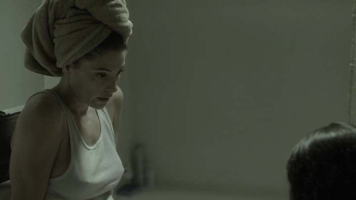 Ashley-Greene-dot-nl_Rogue-4x03LostHope0639.jpg