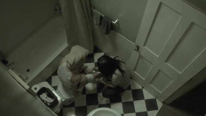 Ashley-Greene-dot-nl_Rogue-4x03LostHope0653.jpg