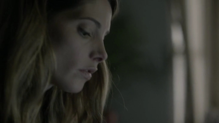 Ashley-Greene-dot-nl_Rogue-4x03LostHope1025.jpg