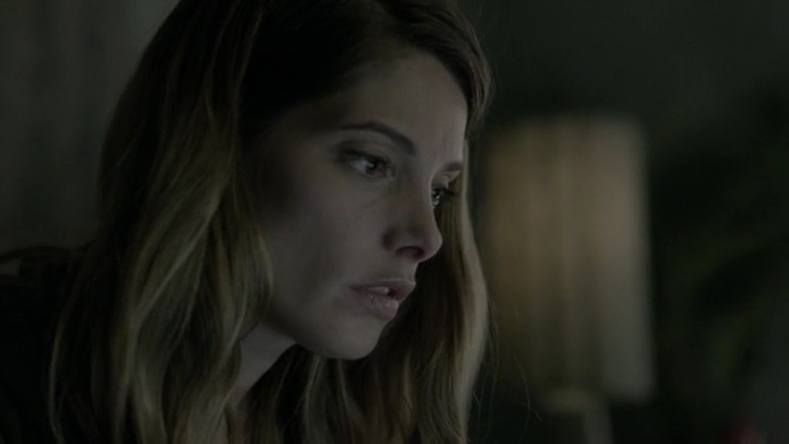 Ashley-Greene-dot-nl_Rogue-4x03LostHope1027.jpg