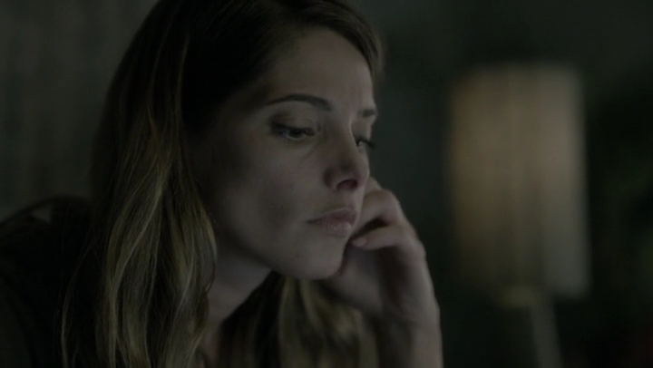 Ashley-Greene-dot-nl_Rogue-4x03LostHope1043.jpg
