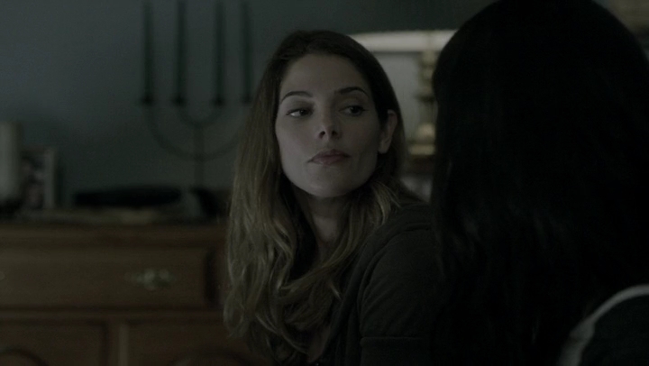 Ashley-Greene-dot-nl_Rogue-4x03LostHope1070.jpg