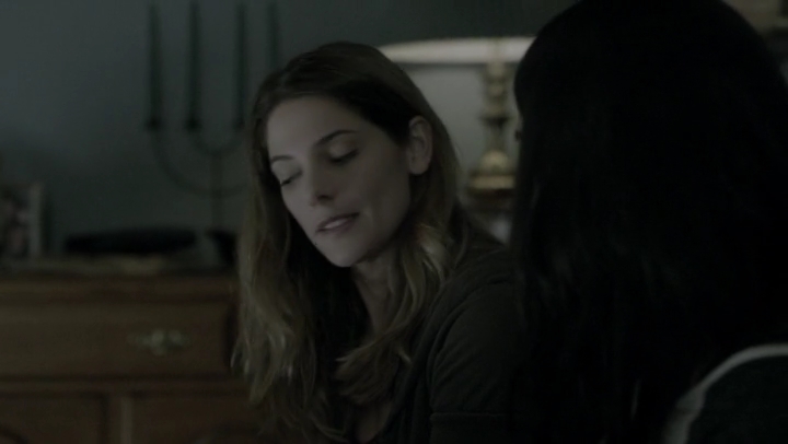 Ashley-Greene-dot-nl_Rogue-4x03LostHope1071.jpg