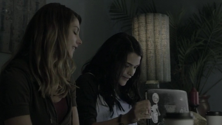 Ashley-Greene-dot-nl_Rogue-4x03LostHope1075.jpg