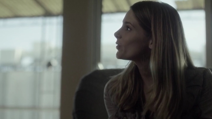 Ashley-Greene-dot-nl_Rogue-4x03LostHope3018.jpg