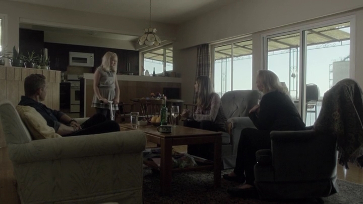 Ashley-Greene-dot-nl_Rogue-4x03LostHope3023.jpg