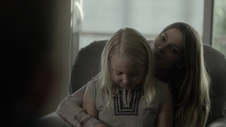 Ashley-Greene-dot-nl_Rogue-4x03LostHope3055.jpg