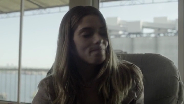 Ashley-Greene-dot-nl_Rogue-4x03LostHope3076.jpg