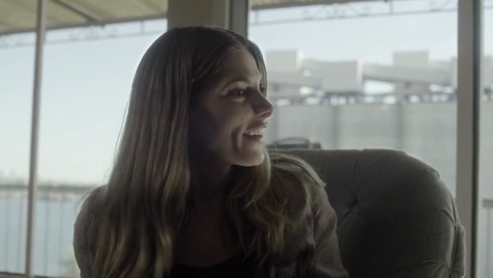 Ashley-Greene-dot-nl_Rogue-4x03LostHope3078.jpg