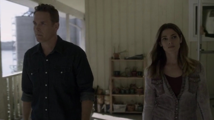 Ashley-Greene-dot-nl_Rogue-4x03LostHope3095.jpg