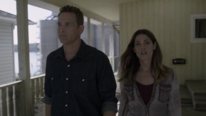Ashley-Greene-dot-nl_Rogue-4x03LostHope3097.jpg