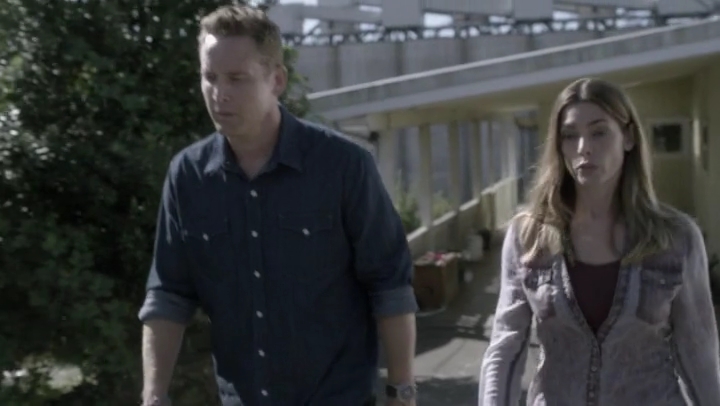 Ashley-Greene-dot-nl_Rogue-4x03LostHope3104.jpg