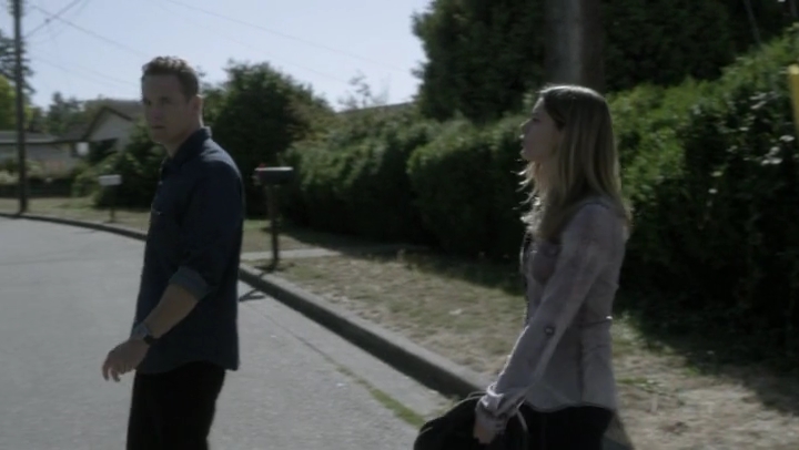 Ashley-Greene-dot-nl_Rogue-4x03LostHope3109.jpg