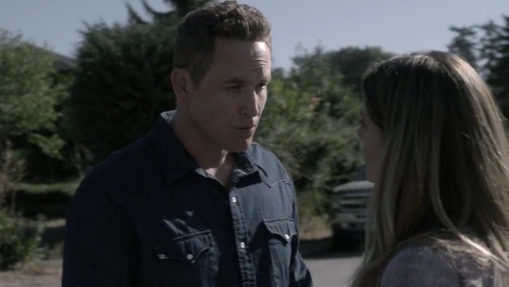 Ashley-Greene-dot-nl_Rogue-4x03LostHope3112.jpg