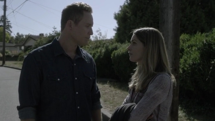 Ashley-Greene-dot-nl_Rogue-4x03LostHope3139.jpg