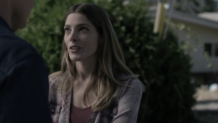 Ashley-Greene-dot-nl_Rogue-4x03LostHope3151.jpg
