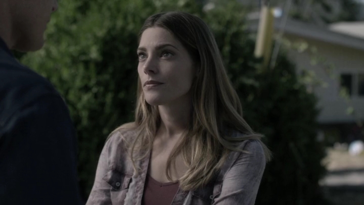 Ashley-Greene-dot-nl_Rogue-4x03LostHope3154.jpg