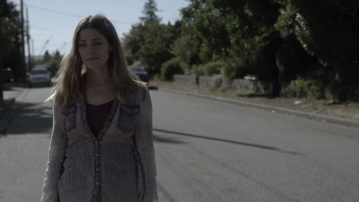 Ashley-Greene-dot-nl_Rogue-4x03LostHope3161.jpg
