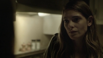 Ashley-Greene-dot-nl_Rogue-4x03LostHope0351.jpg