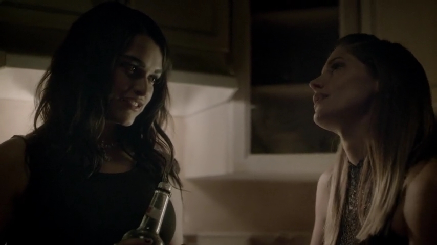 Ashley-Greene-dot-nl_Rogue4x04TheDeterminedandtheDesperate1907.jpg