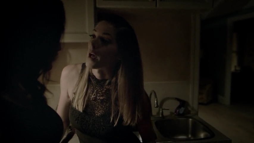 Ashley-Greene-dot-nl_Rogue4x04TheDeterminedandtheDesperate1923.jpg