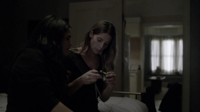 Ashley-Greene-dot-nl_Rogue4x04TheDeterminedandtheDesperate0346.jpg