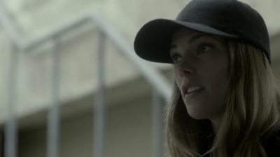 Ashley-Greene-dot-nl_Rogue4x04TheDeterminedandtheDesperate0495.jpg