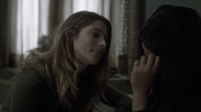 Ashley-Greene-dot-nl_Rogue4x04TheDeterminedandtheDesperate1134.jpg