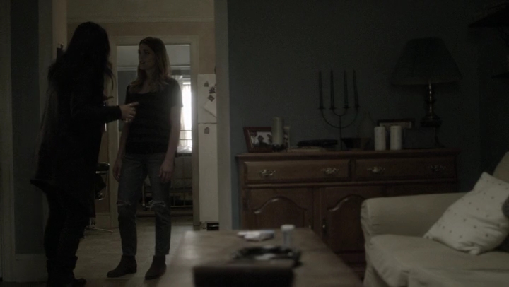 Ashley-Greene-dot-nl_Rogue4x05PoolBoy1142.jpg
