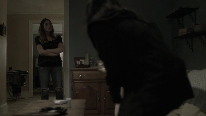 Ashley-Greene-dot-nl_Rogue4x05PoolBoy1146.jpg