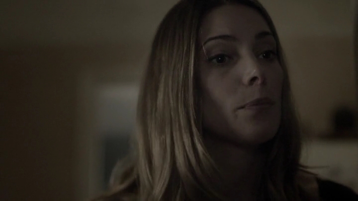 Ashley-Greene-dot-nl_Rogue4x05PoolBoy1156.jpg