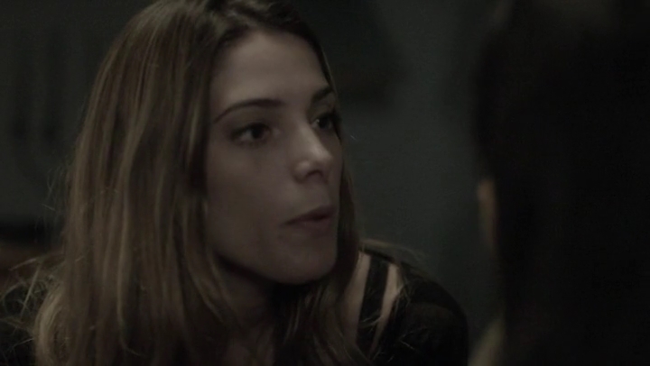 Ashley-Greene-dot-nl_Rogue4x05PoolBoy1176.jpg
