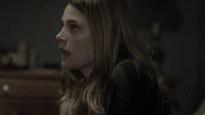 Ashley-Greene-dot-nl_Rogue4x05PoolBoy1195.jpg