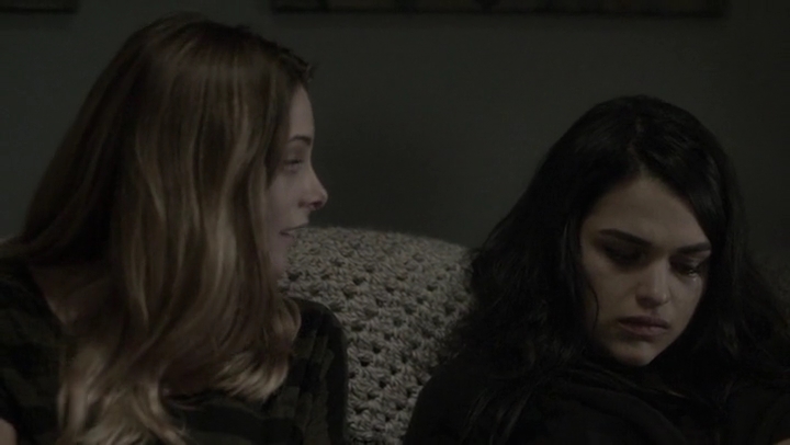 Ashley-Greene-dot-nl_Rogue4x05PoolBoy1222.jpg