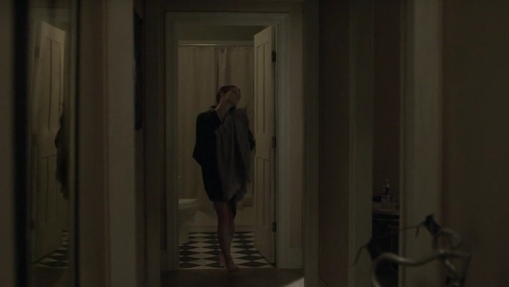 Ashley-Greene-dot-nl_Rogue4x05PoolBoy1479.jpg
