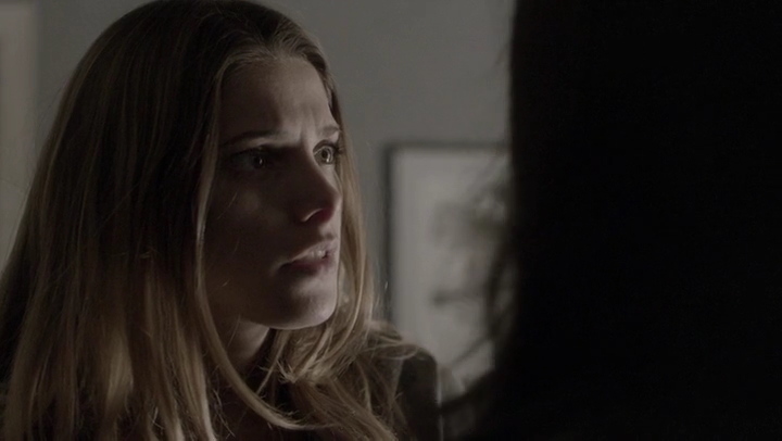 Ashley-Greene-dot-nl_Rogue4x05PoolBoy1718.jpg