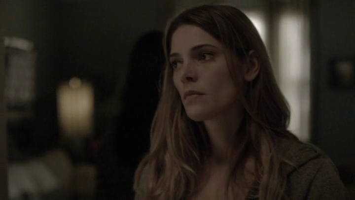 Ashley-Greene-dot-nl_Rogue4x05PoolBoy1746.jpg