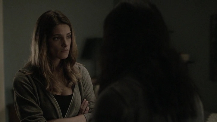 Ashley-Greene-dot-nl_Rogue4x05PoolBoy1794.jpg