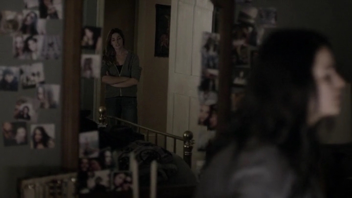 Ashley-Greene-dot-nl_Rogue4x05PoolBoy2085.jpg