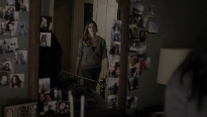 Ashley-Greene-dot-nl_Rogue4x05PoolBoy2089.jpg