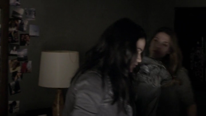 Ashley-Greene-dot-nl_Rogue4x05PoolBoy2091.jpg