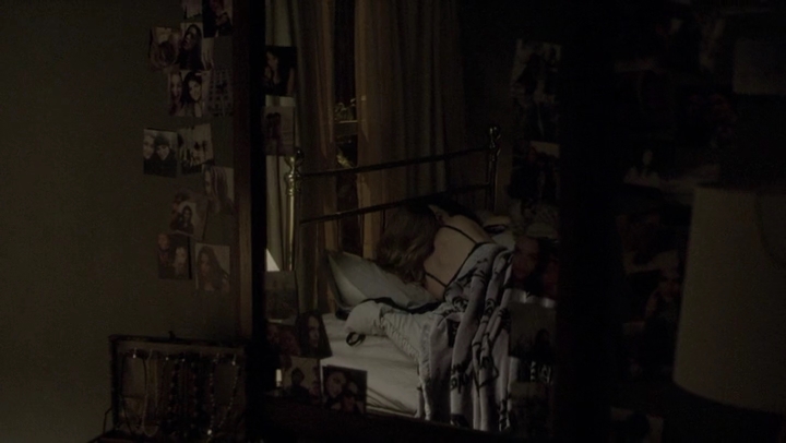 Ashley-Greene-dot-nl_Rogue4x05PoolBoy2656.jpg